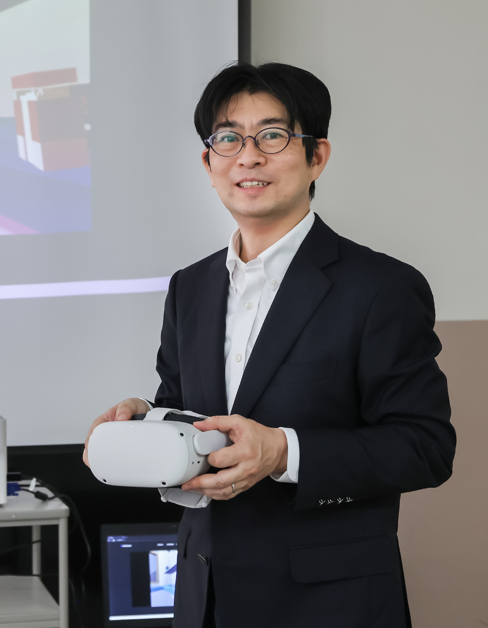 井村 誠孝教授